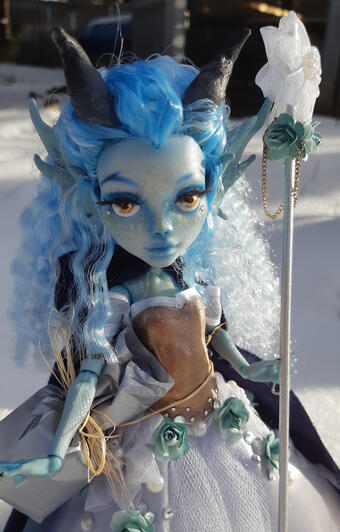 The Frost Dragon Girl